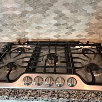 Gas cooktop — degreased & polished after cleaning